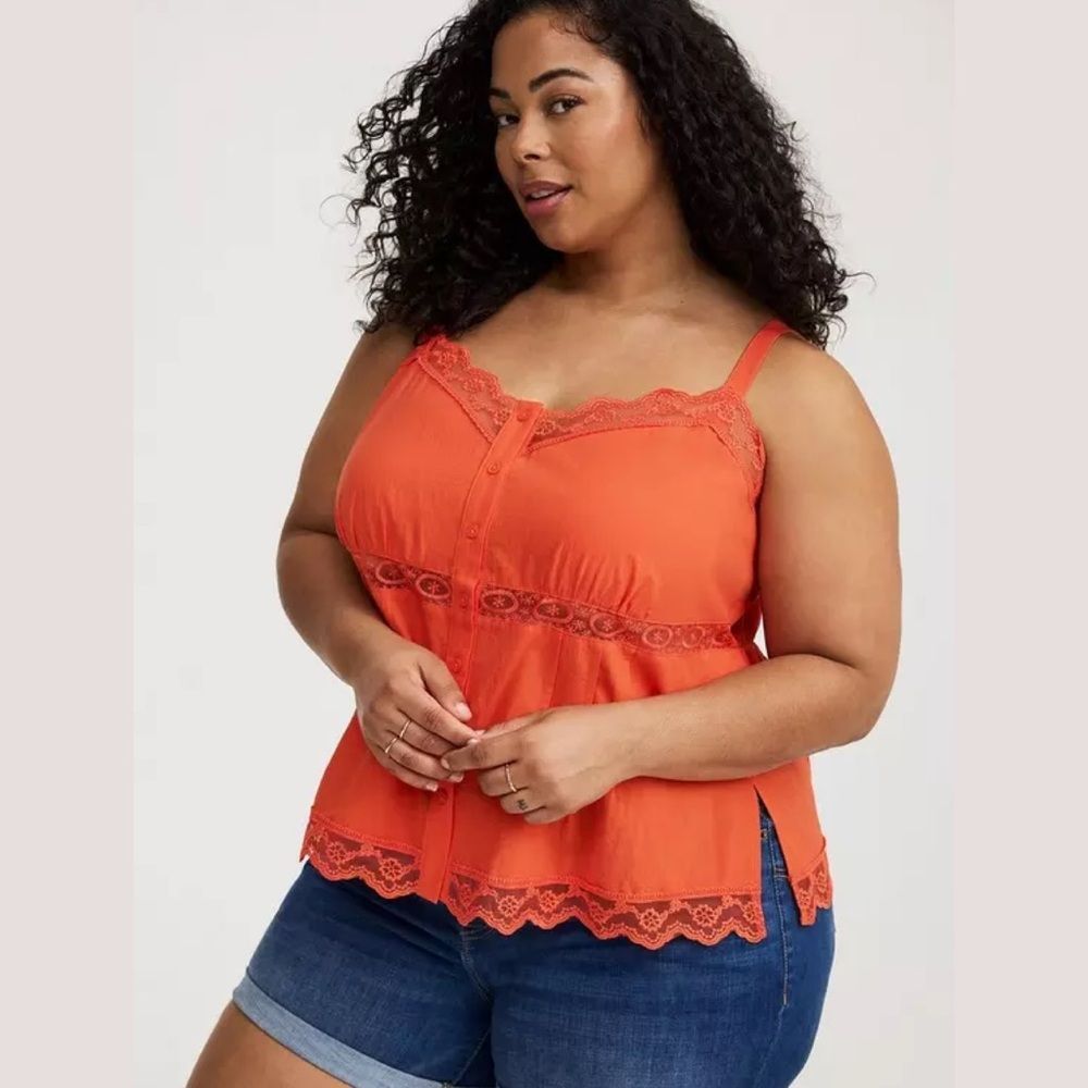Torrid Lace Trim Cami in Fiesta | Size 3
